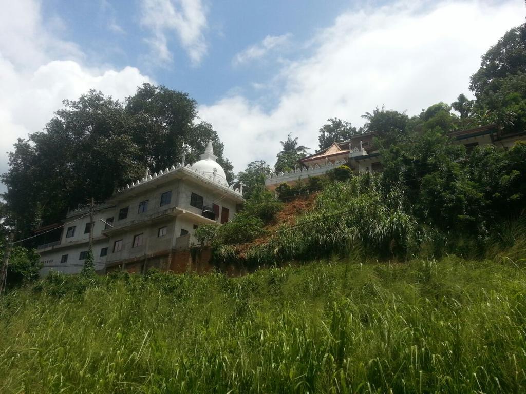 In 611 * Kandy