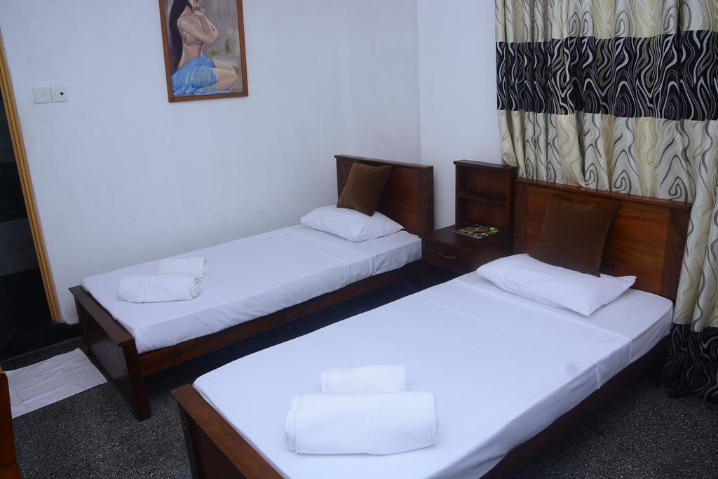 In 611 * Kandy